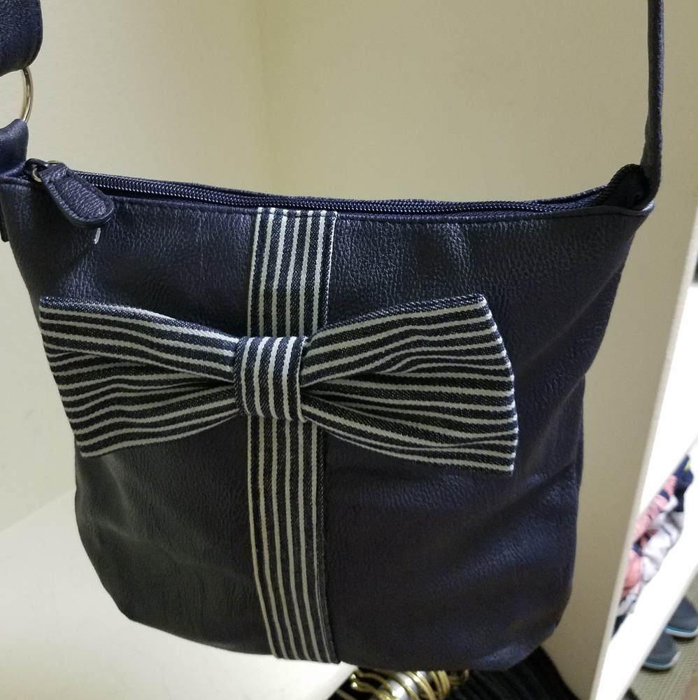 Purse - Picture 2 of 4